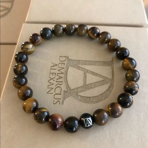 DeMarcus Alexan 8mm Tigers Eye Bead Bracelet